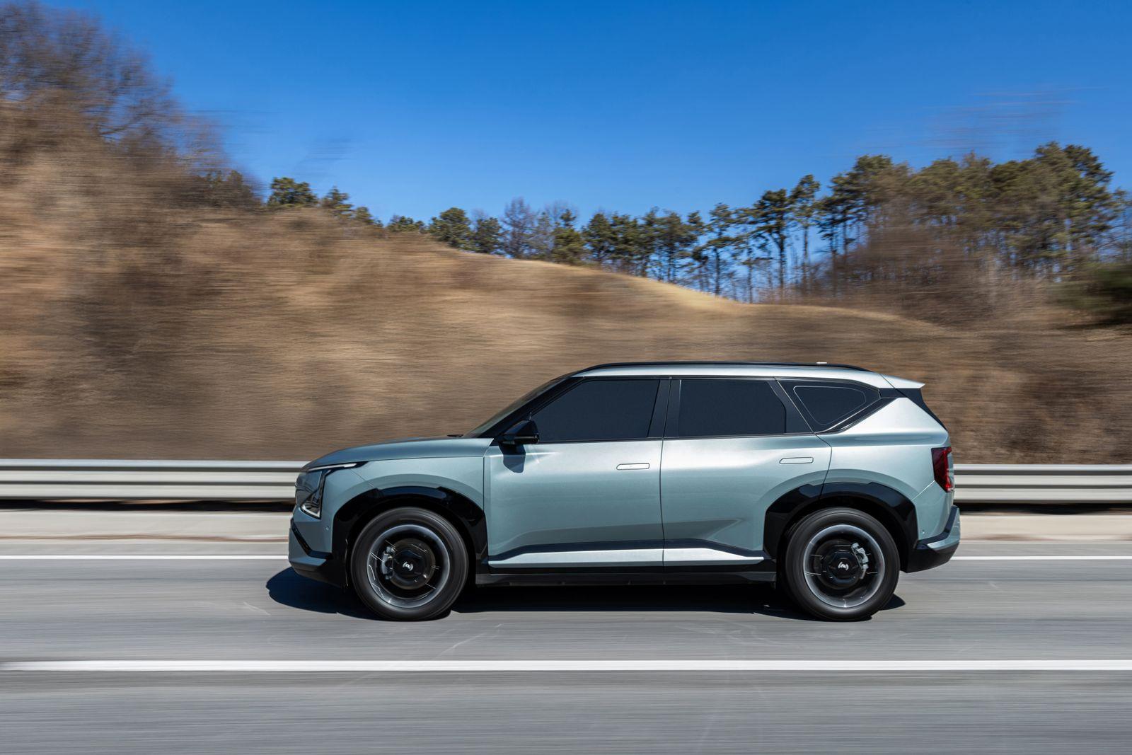 Electric SUV driving on a Korean highway