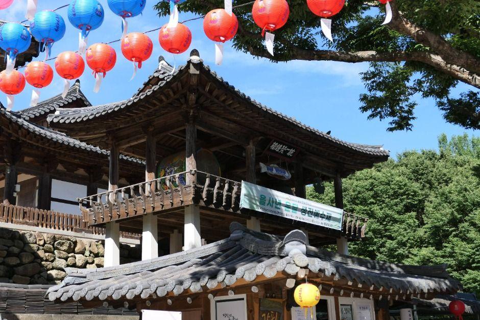 Palgong Mountain Drive from Daegu: Gatbawi, Donghwasa Temple & Cable Car Views