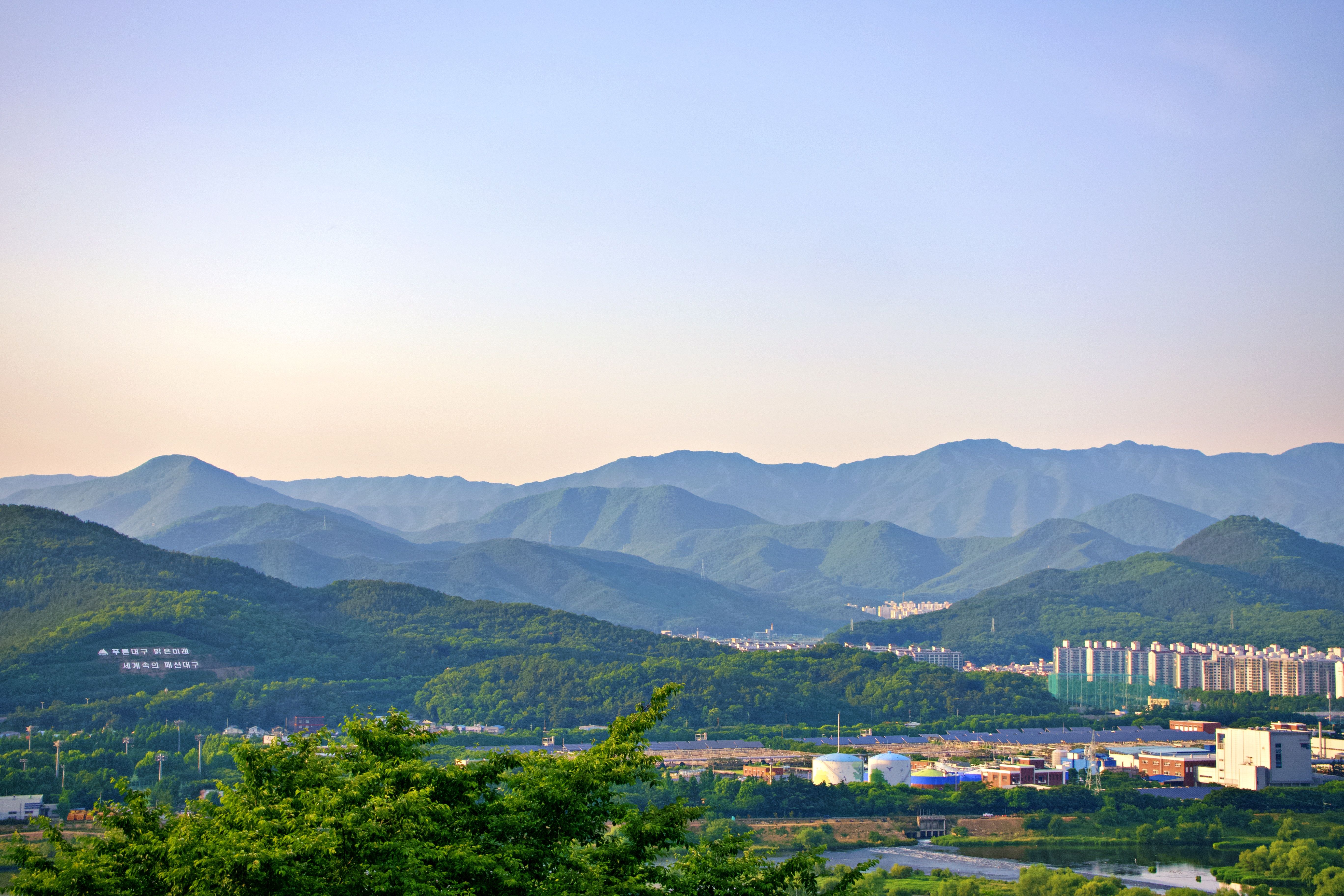 大邱ドライブガイド：八公山・寿城湖・韓国で最も暑い街を車で巡る
